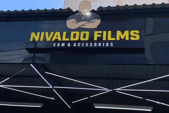 A loja à noite — Nivaldo Films