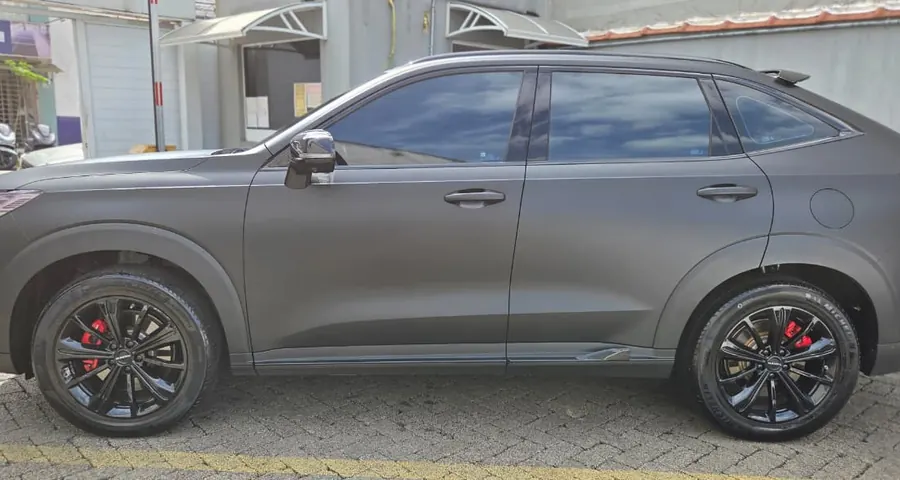 Haval H6 GT cinza fosco — serviço realizado pela Nivaldo Films
